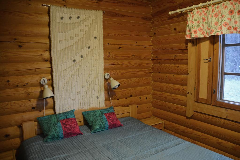 Lomapesae Cottages Pertunmaa Cameră foto