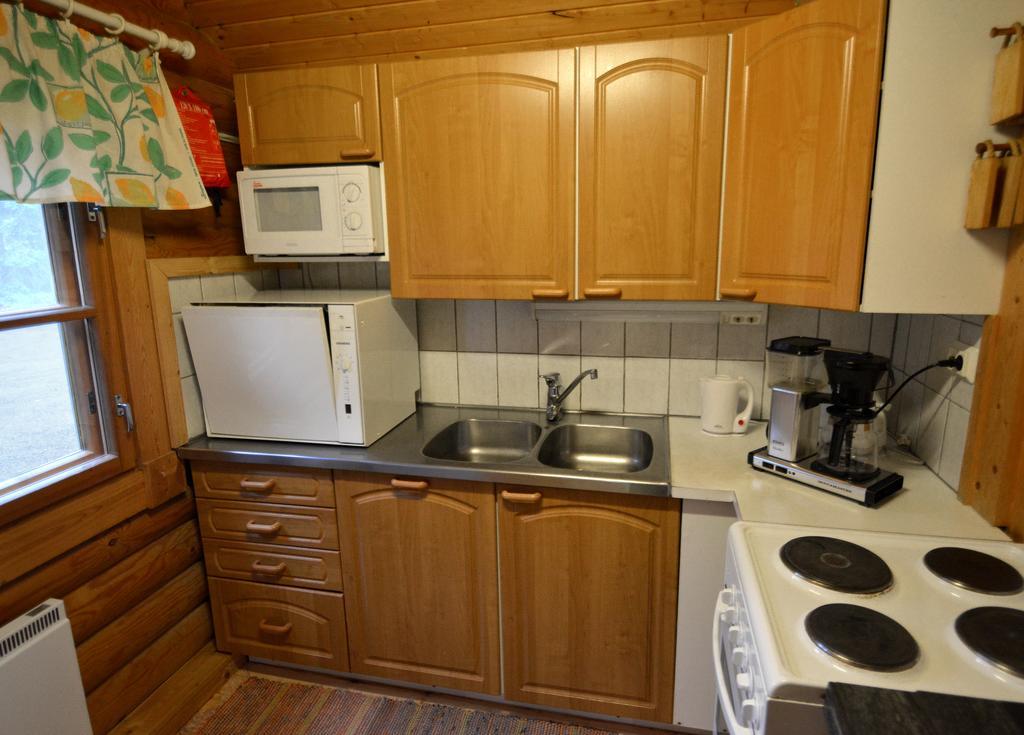 Lomapesae Cottages Pertunmaa Cameră foto