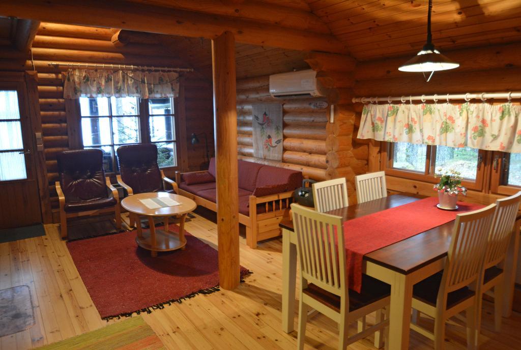 Lomapesae Cottages Pertunmaa Cameră foto
