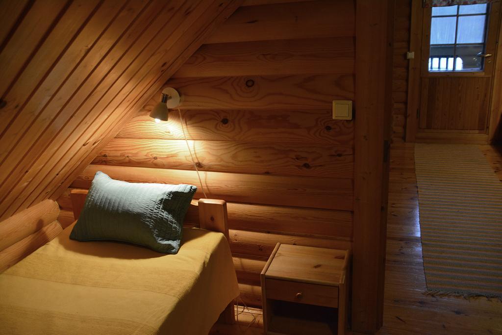 Lomapesae Cottages Pertunmaa Cameră foto