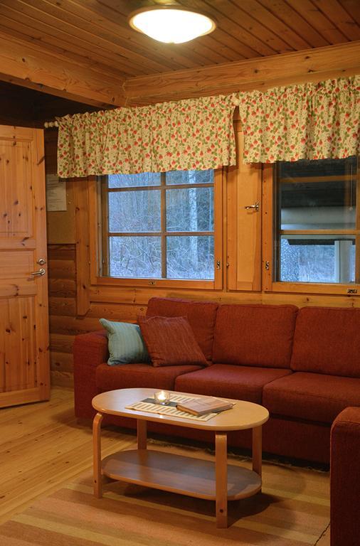 Lomapesae Cottages Pertunmaa Cameră foto